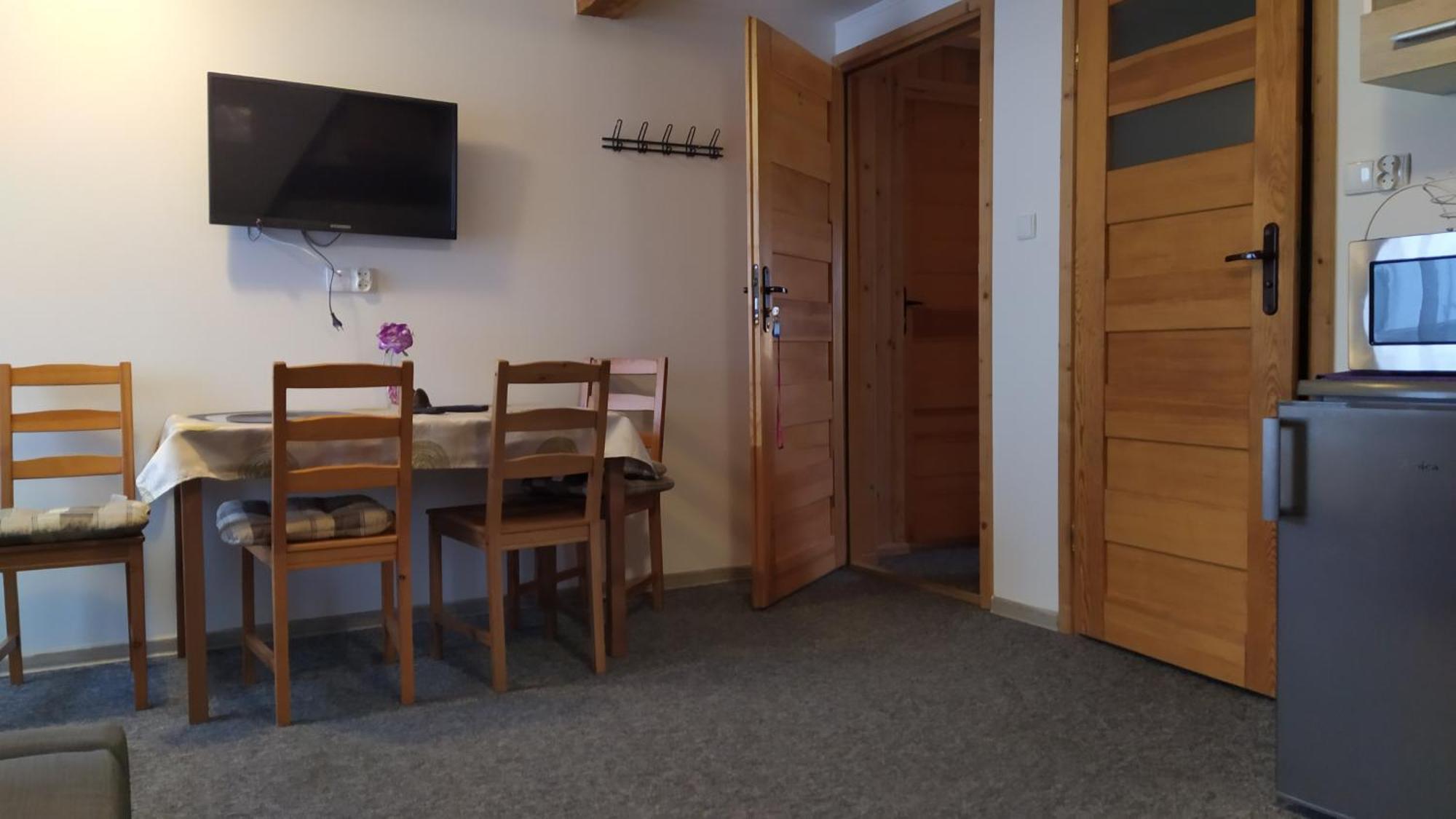 Apartamenty Z Widokiem Na Gory 부코비나 타트잔스카 객실 사진